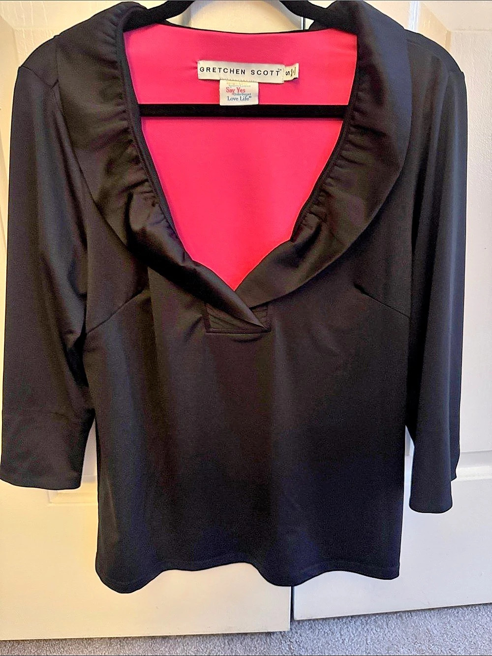 Gretchen Scott Jersey Ruffneck 3/4 Sleeve Top - Solid Black & Pink Small